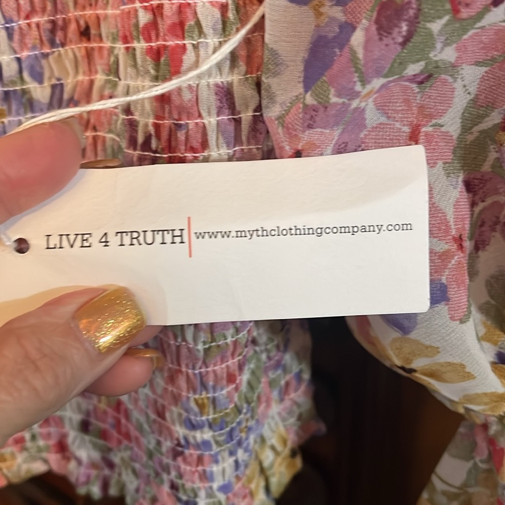 NWT LIVE 4 Truth - Picture 6 of 10